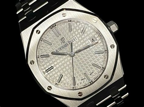 Audemars Piguet, Royal Oak, an iconic watch .